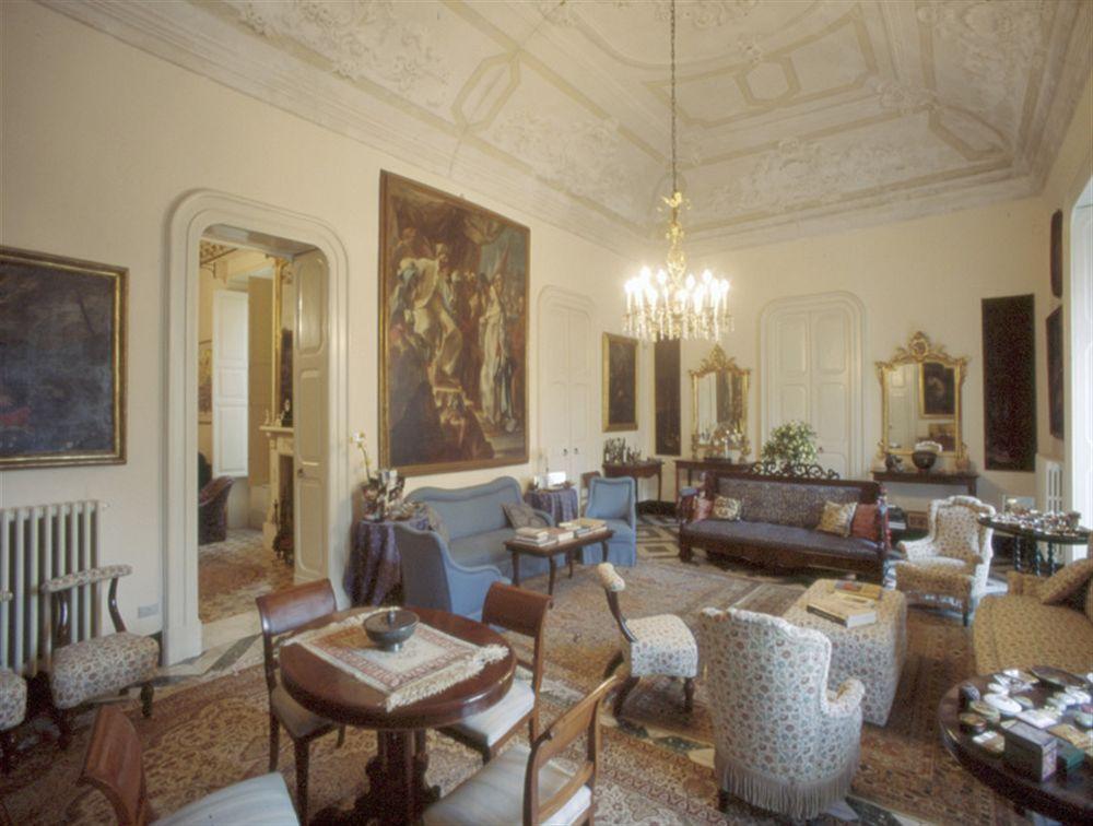 Palazzo Bernardini Suites Лечче Екстер'єр фото