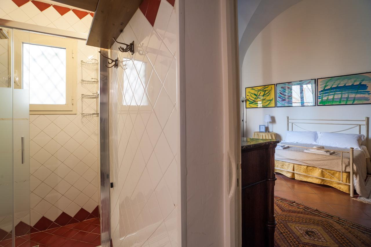 Palazzo Bernardini Suites Лечче Екстер'єр фото