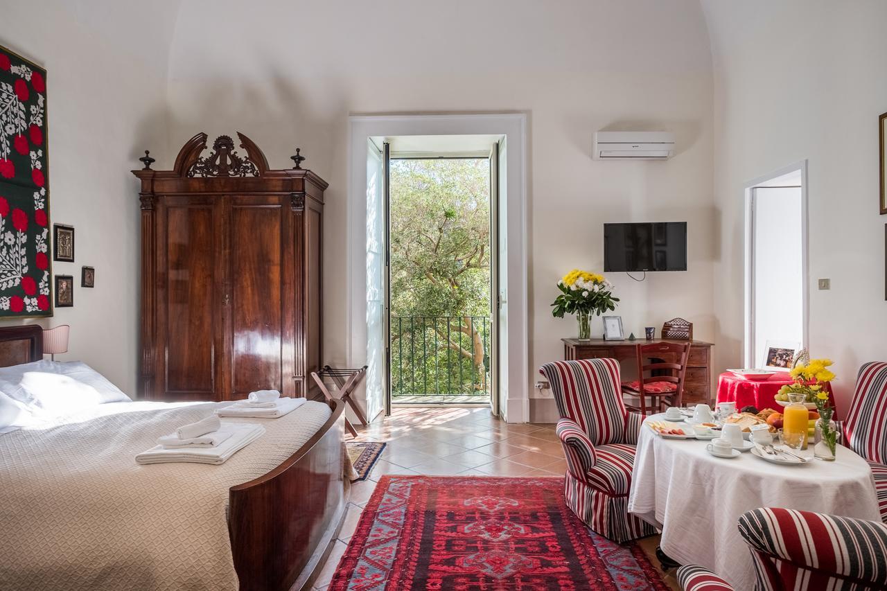 Palazzo Bernardini Suites Лечче Екстер'єр фото